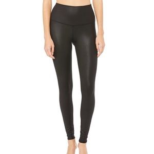 Black glossy High Waste Airlift leggings